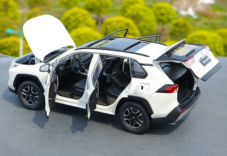 Original factory collectible 1:18 FAW Toyota brand new RAV4 2019 model diecast scale SUV car model for promotional gift Original factory collectible 1:18 FAW Toyota brand new RAV4 2019 model diecast scale SUV car model for promotional gift