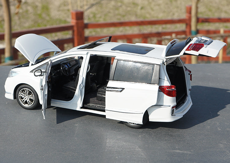 ORIGINAL Brown/White 1:18 Scale Honda MPV Elysion 2016 Diecast Car Model with small gift ORIGINAL Brown/White 1:18 Scale Honda MPV Elysion 2016 Diecast Car Model with small gift