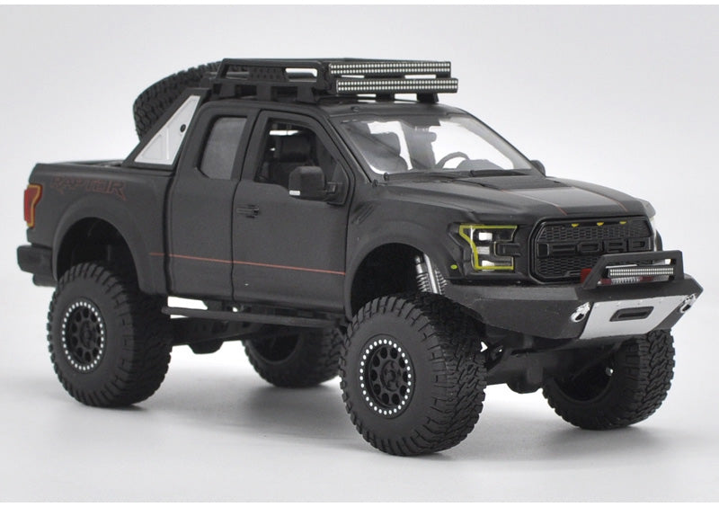 Original 1:24 Maisto Off-roading Pickup Model Car Ford F150 SVT Raptor Truck Metal classic toy models for gift, collection Original 1:24 Maisto Off-roading Pickup Model Car Ford F150 SVT Raptor Truck Metal classic toy models for gift, collection