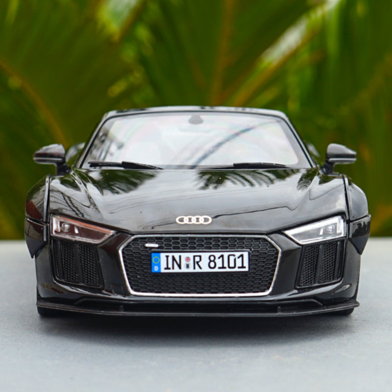 Original Authorized Authentic 1/18 Scale Audi R8 V10 plus NEW R8 Diecast roadster Car Model for birthday/christmas gift,collection Original Authorized Authentic 1/18 Scale Audi R8 V10 plus NEW R8 Diecast roadster Car Model for birthday/christmas gift,collection