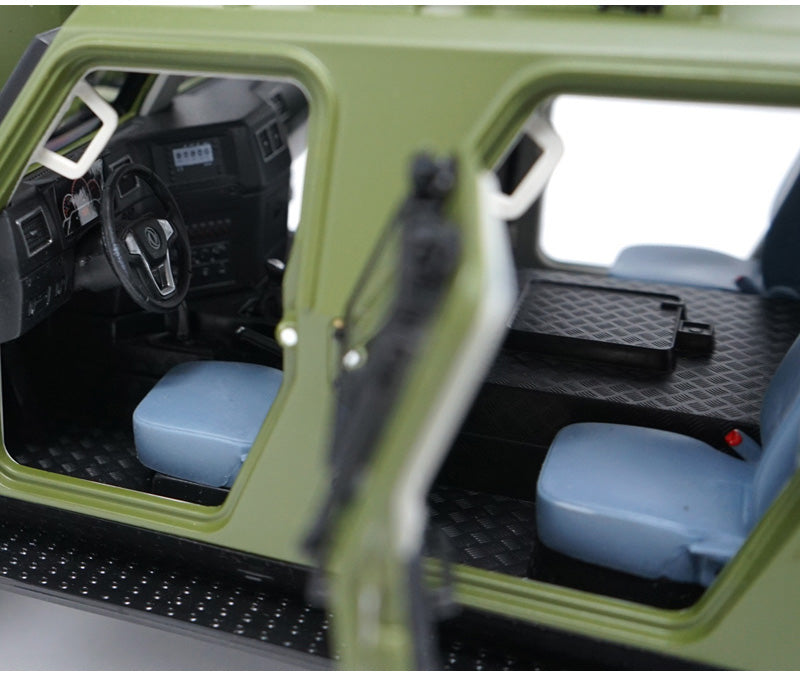 Original 1:18 Dongfeng New Warrior Off-road Armored Vehicles Alloy 70th anniversary parade military armored car models for gift, collection Original 1:18 Dongfeng New Warrior Off-road Armored Vehicles Alloy 70th anniversary parade military armored car models for gift, collection