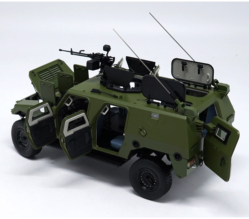 Original 1:18 Dongfeng New Warrior Off-road Armored Vehicles Alloy 70th anniversary parade military armored car models for gift, collection
