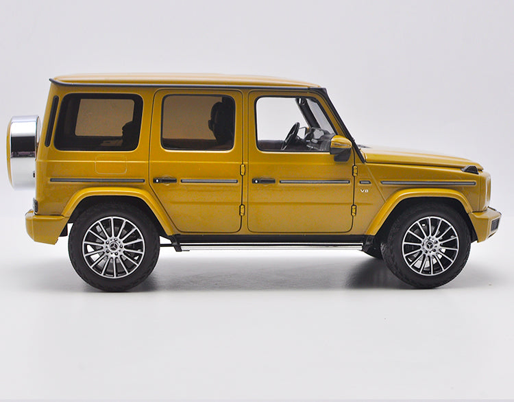 Original AR Almost real Minichamps 1:18 Mercedes-Benz G-Class G500 new GW463 diecast car model with small gift Original AR Almost real Minichamps 1:18 Mercedes-Benz G-Class G500 new GW463 diecast car model with small gift