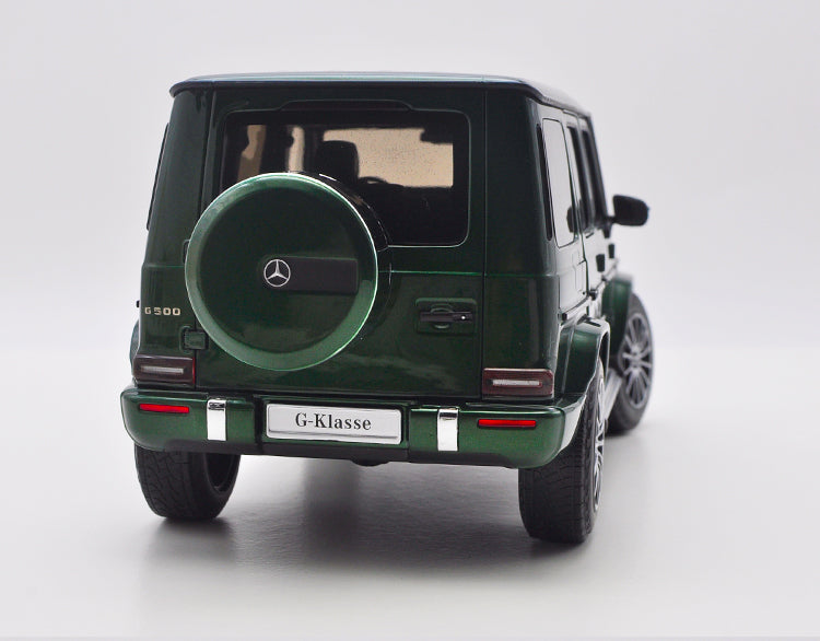 Original AR Almost real Minichamps 1:18 Mercedes-Benz G-Class G500 new GW463 diecast car model with small gift Original AR Almost real Minichamps 1:18 Mercedes-Benz G-Class G500 new GW463 diecast car model with small gift