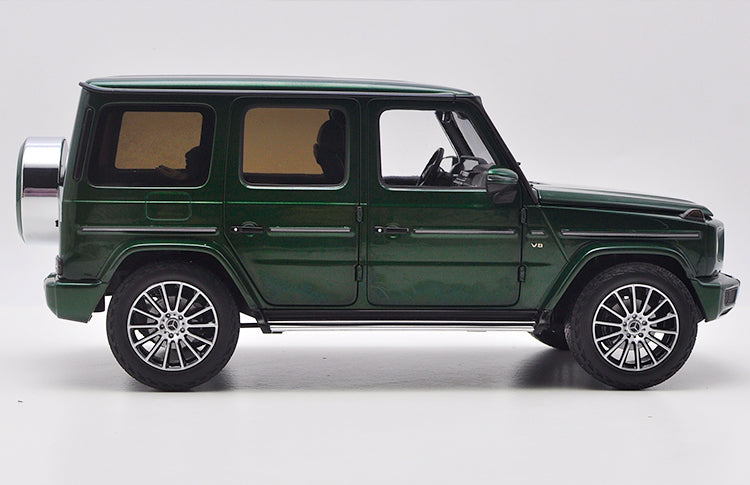 Original AR Almost real Minichamps 1:18 Mercedes-Benz G-Class G500 new GW463 diecast car model with small gift Original AR Almost real Minichamps 1:18 Mercedes-Benz G-Class G500 new GW463 diecast car model with small gift