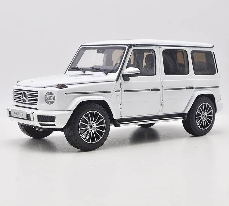 Original AR Almost real Minichamps 1:18 Mercedes-Benz G-Class G500 new GW463 diecast car model with small gift Original AR Almost real Minichamps 1:18 Mercedes-Benz G-Class G500 new GW463 diecast car model with small gift