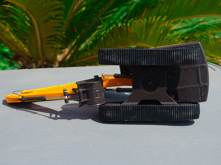 Original Authorized Authentic Diecast 1/35 Scale SANY SY215C-9 ExcavatorDiecast toy Model Excavator for Christmas gift,collection Original Authorized Authentic Diecast 1/35 Scale SANY SY215C-9 ExcavatorDiecast toy Model Excavator for Christmas gift,collection