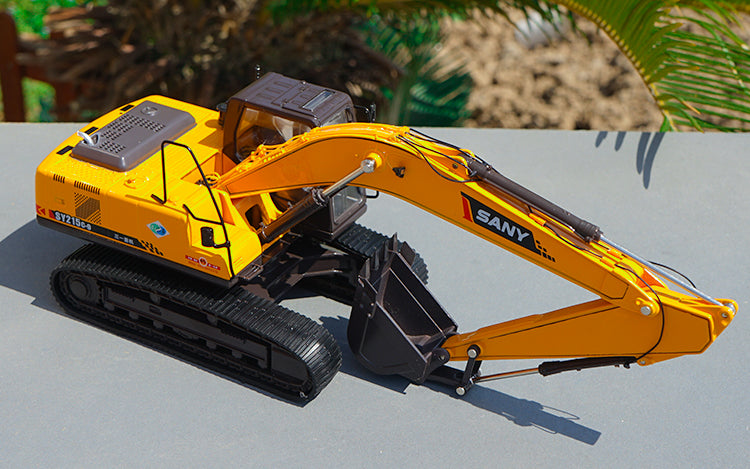 Original Authorized Authentic Diecast 1/35 Scale SANY SY215C-9 ExcavatorDiecast toy Model Excavator for Christmas gift,collection Original Authorized Authentic Diecast 1/35 Scale SANY SY215C-9 ExcavatorDiecast toy Model Excavator for Christmas gift,collection