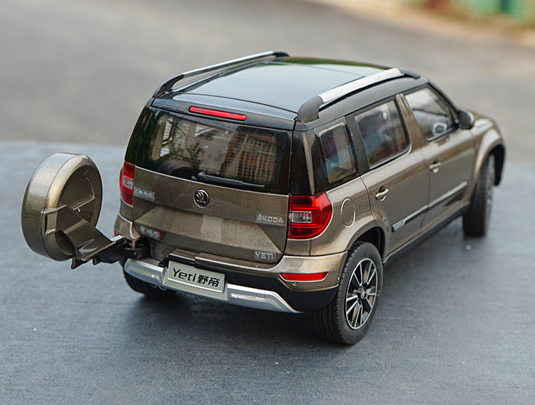 Promotion sale! 1:18 Volkswagen skoda YETI off-road vehicle SUV classic diecast car models for gifts, collection Promotion sale! 1:18 Volkswagen skoda YETI off-road vehicle SUV classic diecast car models for gifts, collection