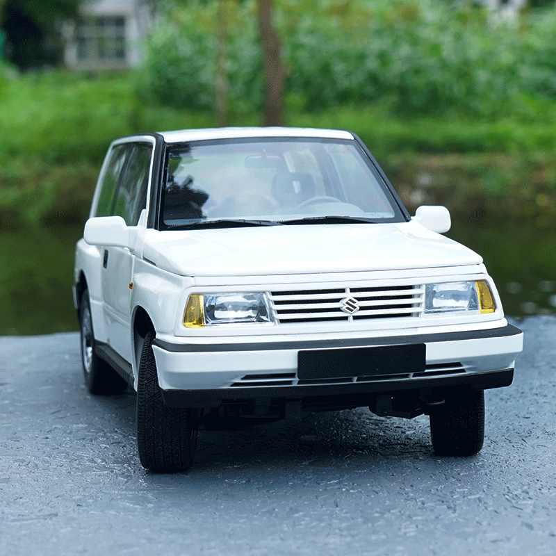 Original factory authentic 1:18 DORLOP diecast Suzuki Vitara Escudo car models for gift, toys, collection Original factory authentic 1:18 DORLOP diecast Suzuki Vitara Escudo car models for gift, toys, collection