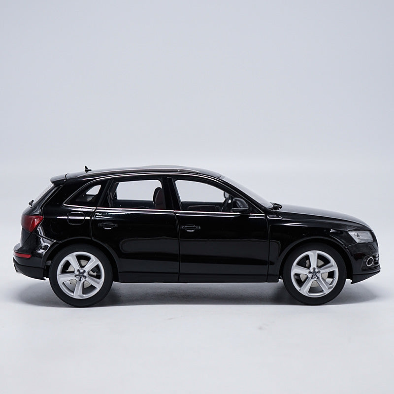 1:18 zinc alloy scale Car Model Audi Q5 Suv 2013 1:18 zinc alloy scale Car Model Audi Q5 Suv 2013