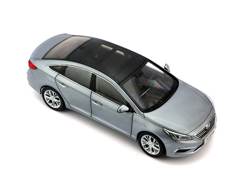 Original factory authentic Hyundai 1:18 alloy toy vehicle metal Sonata 9 diecast car model with small gift Original factory authentic Hyundai 1:18 alloy toy vehicle metal Sonata 9 diecast car model with small gift