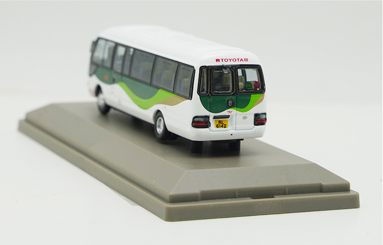 Original factory 1:76 TOYOTA COASTER Mini HK Diecast BUS Model alloy Hongkong mini bus miniature for gift Original factory 1:76 TOYOTA COASTER Mini HK Diecast BUS Model alloy Hongkong mini bus miniature for gift
