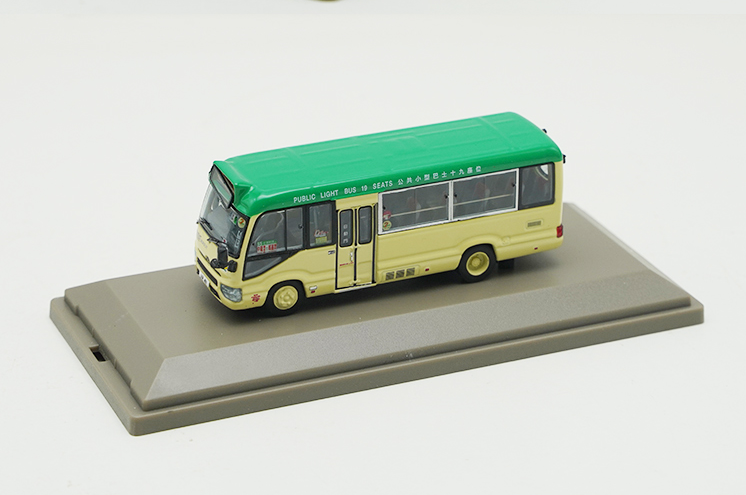 Original factory 1:76 TOYOTA COASTER Mini HK Diecast BUS Model alloy Hongkong mini bus miniature for gift Original factory 1:76 TOYOTA COASTER Mini HK Diecast BUS Model alloy Hongkong mini bus miniature for gift