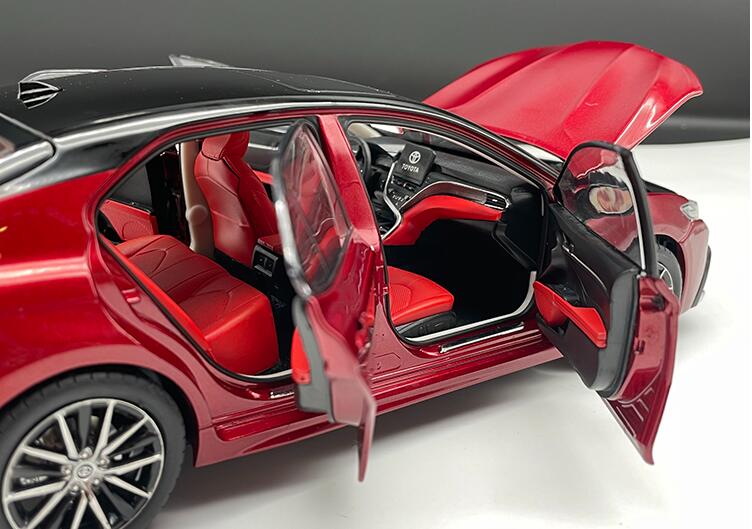 Original factory 1:18 GAC Toyota all new eighth 8th generation Camry 2021 double engine diecast car model Original factory 1:18 GAC Toyota all new eighth 8th generation Camry 2021 double engine diecast car model