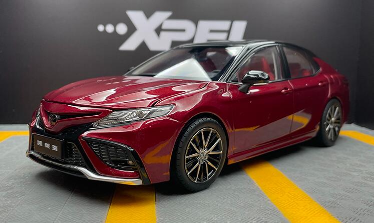 Original factory 1:18 GAC Toyota all new eighth 8th generation Camry 2021 double engine diecast car model Original factory 1:18 GAC Toyota all new eighth 8th generation Camry 2021 double engine diecast car model