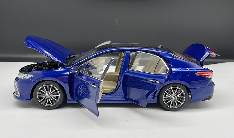 Original factory 1:18 GAC Toyota all new eighth 8th generation Camry 2021 double engine diecast car model Original factory 1:18 GAC Toyota all new eighth 8th generation Camry 2021 double engine diecast car model