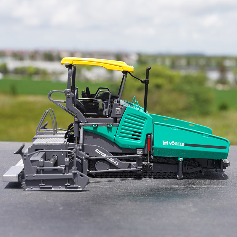 1:35 Diecast Vögele WIRTGEN VOGELE SUPER1880-3L diecast paver model for sale 1:35 Diecast Vögele WIRTGEN VOGELE SUPER1880-3L diecast paver model for sale