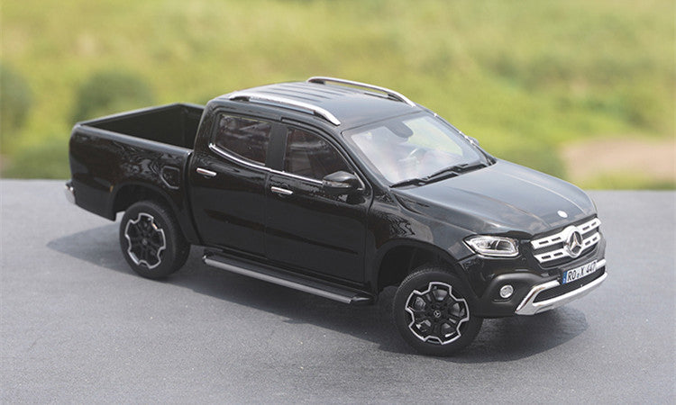 1:18 NOREV Mercedes-Benz X-Class Pickup Truck Diecast Model – Luxury Alloy Replica with Opening Doors, Suspension & Engine Detail