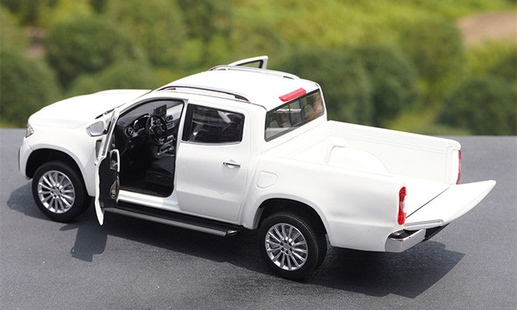 1:18 NOREV Mercedes-Benz X-Class Pickup Truck Diecast Model – Luxury Alloy Replica with Opening Doors, Suspension & Engine Detail