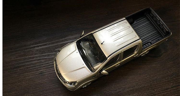Original authentic 1:24 Scale Foton Tunland off-road Pickup Truck replica for promotional gift