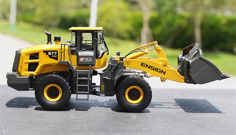 1:35 Ensign YX677HV Collectible realistic metal loader replica – Heavy-Duty Alloy Construction miniature