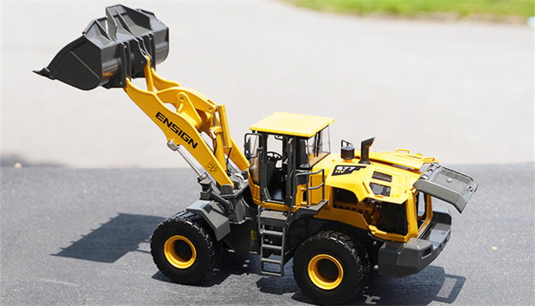 1:35 Ensign YX677HV Collectible realistic metal loader replica – Heavy-Duty Alloy Construction miniature