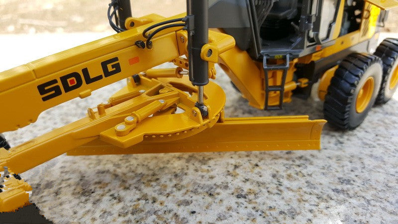 High quality 1:35 Lingong G9190 Grader Diecast Model – High Simulation Alloy Construction Vehicle