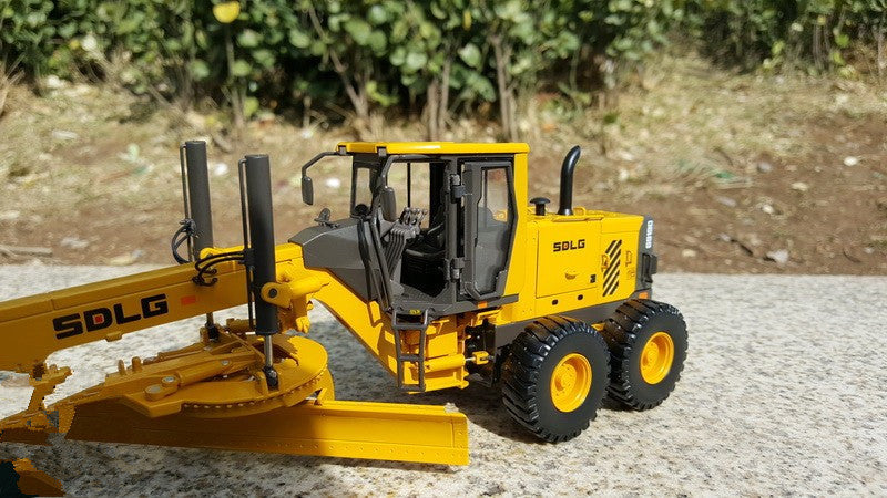 High quality 1:35 Lingong G9190 Grader Diecast Model – High Simulation Alloy Construction Vehicle
