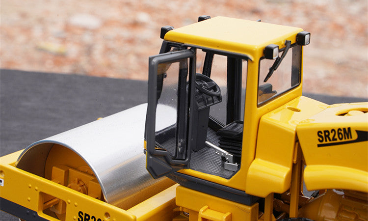 High quality collectiable 1:35 SHANTUI SR260M Single Drum Road Roller Diecast Model for gift