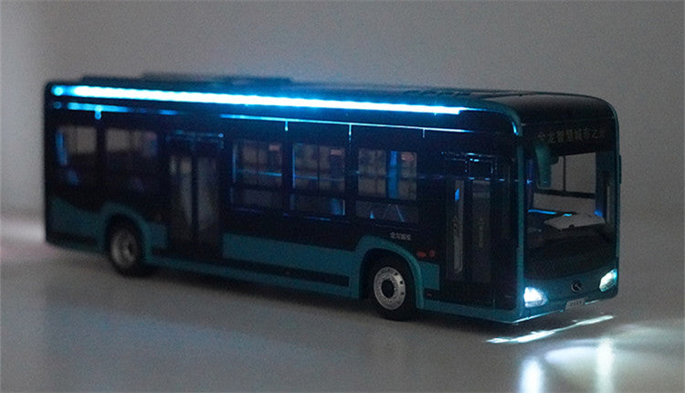 1:38 Xiamen King Long Smart City Light 5G Connected  XMQ6105G collectible city bus – High Simulation Collectible Diecast Bus with Opening Doors & Light Effects