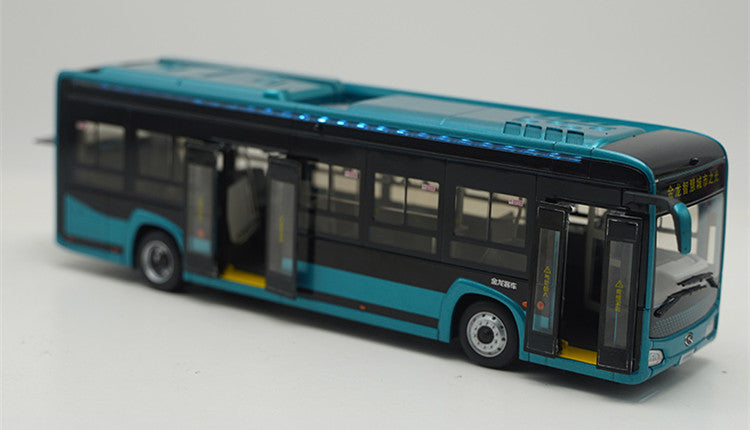 1:38 Xiamen King Long Smart City Light 5G Connected  XMQ6105G collectible city bus – High Simulation Collectible Diecast Bus with Opening Doors & Light Effects