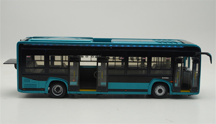 1:38 Xiamen King Long Smart City Light 5G Connected  XMQ6105G collectible city bus – High Simulation Collectible Diecast Bus with Opening Doors & Light Effects