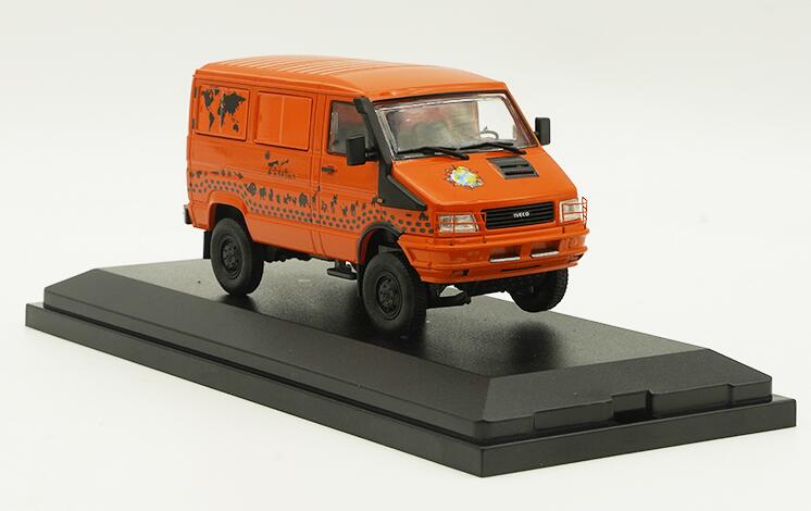 1:43 IVECO 2045 car model Iveco Diecast military vehicle off-road special car model for sale