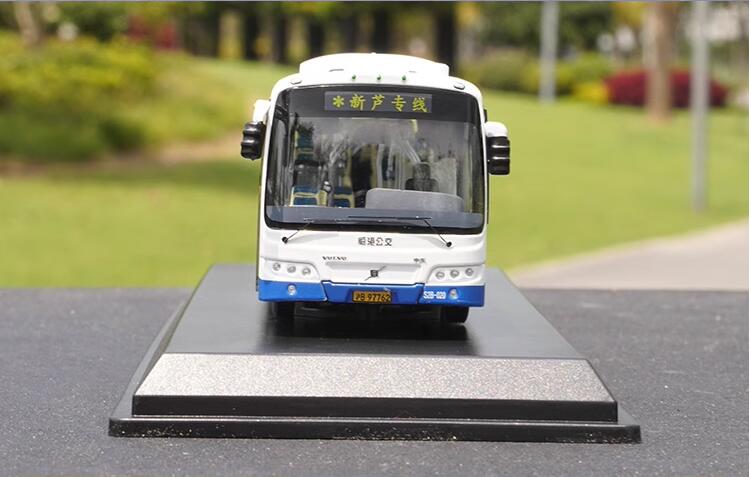 1:64 Shanghai Volvo Sunwin bus model low entrance city bus model for gift, collection