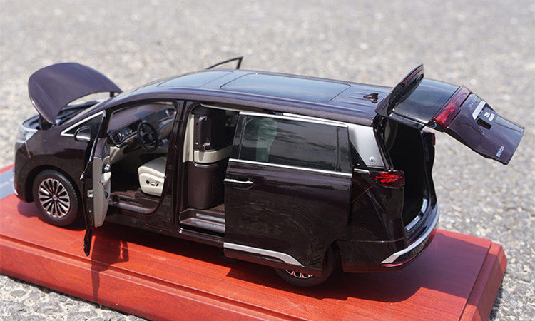 1:18 BYD Denza D9 MPV Diecast Car | Alloy Model for Collectors