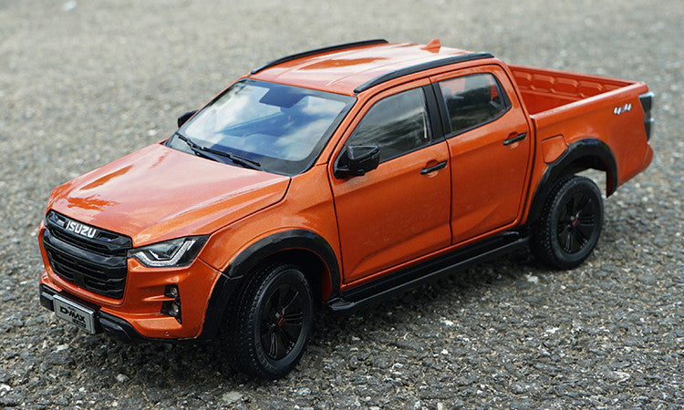1/18 Scale ISUZU D-MAX Pickup 2023 Orange Diecast Car Model