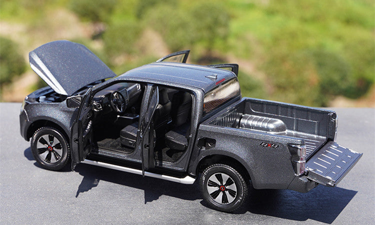 Premium Alloy 1:18 Scale Original ISUZU D-MAX 2023 Version collectible diecast Pickup Truck Model with Opening Doors and Detailed Interior