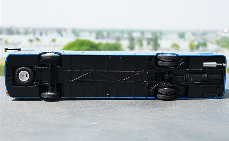 Original factory 1:42 Bonluck Falcon LX Diecast travel bus Model Luxury diecast bus model for display or gift