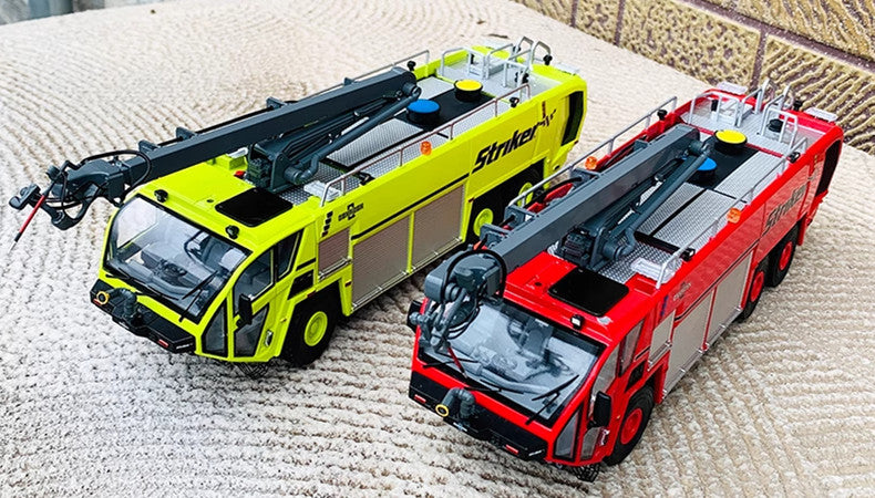 Original factory 1:50 Oshkosh Striker Diecast Fire fighting truck models metal Airfield fire engine truck model for gift