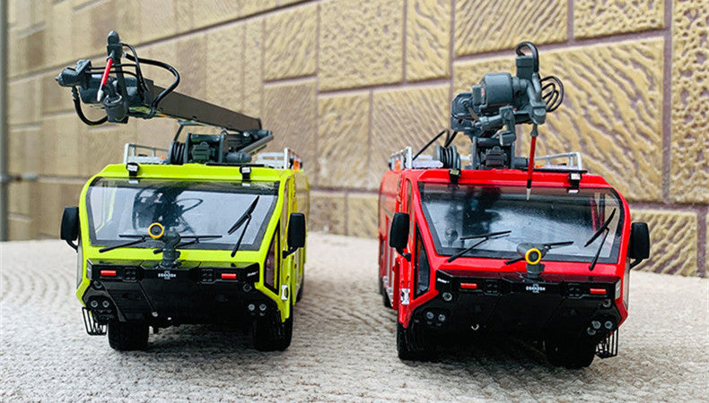 Original factory 1:50 Oshkosh Striker Diecast Fire fighting truck models metal Airfield fire engine truck model for gift