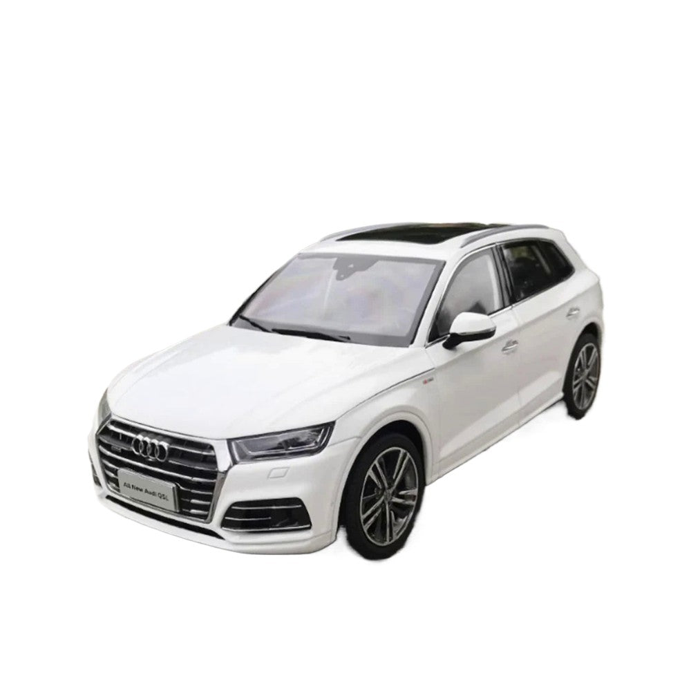 Original factory exquisite diecast 1:18 AUDI Q5L New Q5 2018 version alloy scale car model with small gift