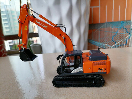 Original factory high quality 1:50 Hitachi ZX250 diecast hydraulic excavator model for gift, collection