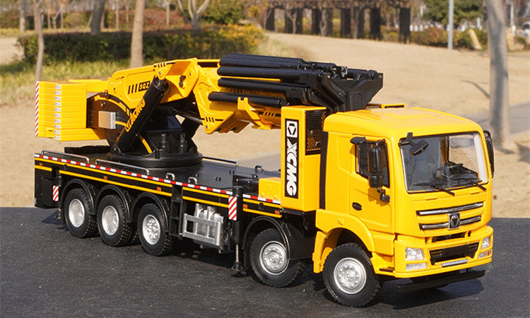 1:35 XCMG SQZ4500 Diecast Heavy-Duty Folding Arm Truck Crane Model for Collectible Gift