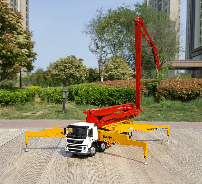 High-Fidelity 1:50 SANY Volvo 62M Diecast Concrete Pump Truck Model - Alloy Volvo Engineering Vehicle with Extendable Boom & Rotating Cabin