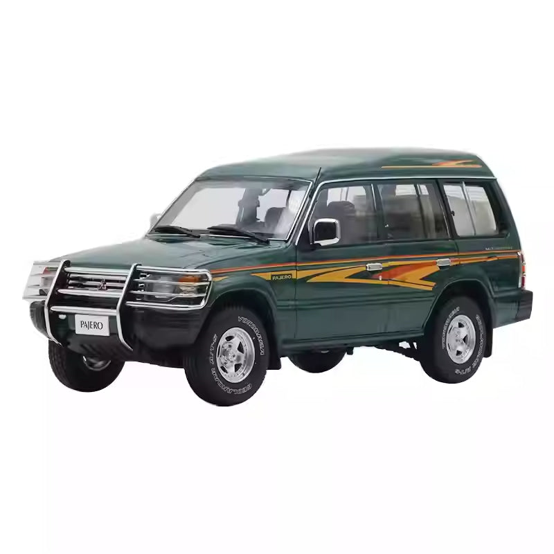 Original Factory 1:18 Mitsubishi Pajero V31 Metal Jeep Collectible SUV Car Model, Limited Edition 1:18 Off-road Sunyork Pajeo Model Car