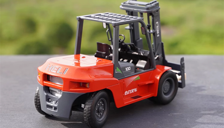 Original high quality 1:25 HELI G-Series 10T collectible forklift model – Realistic Heavy-Duty Alloy Construction Replica
