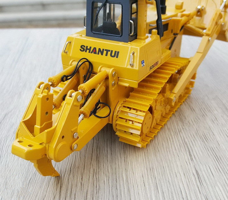 Realistic Heavy Equipment Replica 1:43 Shantui SD52-5 collectible bulldozer model with Functional Blade & Track