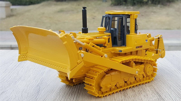Realistic Heavy Equipment Replica 1:43 Shantui SD52-5 collectible bulldozer model with Functional Blade & Track