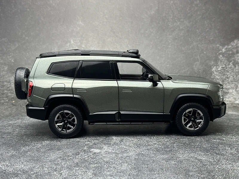 Original Factory 1:18 Changan Deep Blue G318 Metal Off-Road SUV – Diecast New Energy Vehicle Model with Opening Doors